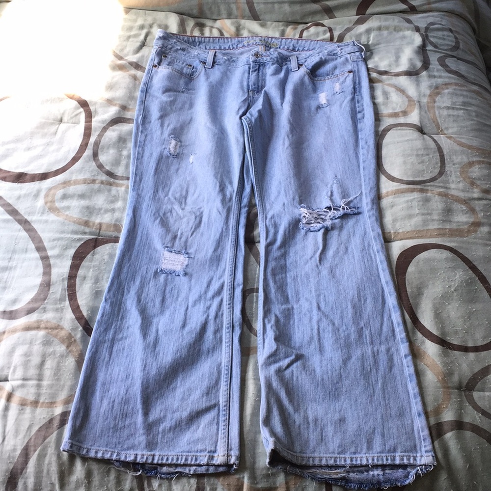 American Eagle Distressed Hipster Flares Size 18